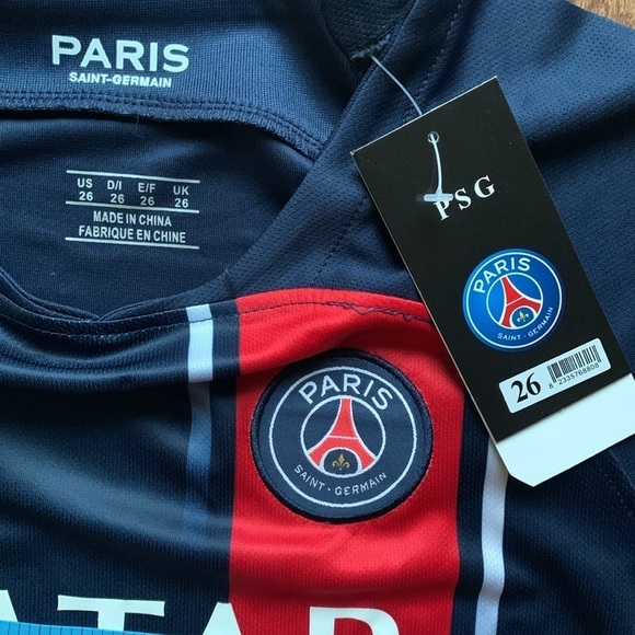 Paris Saint-Germain Neymar Jr Soccer 10 Jersey & Shorts Set Med NWT - Picture 7 of 8